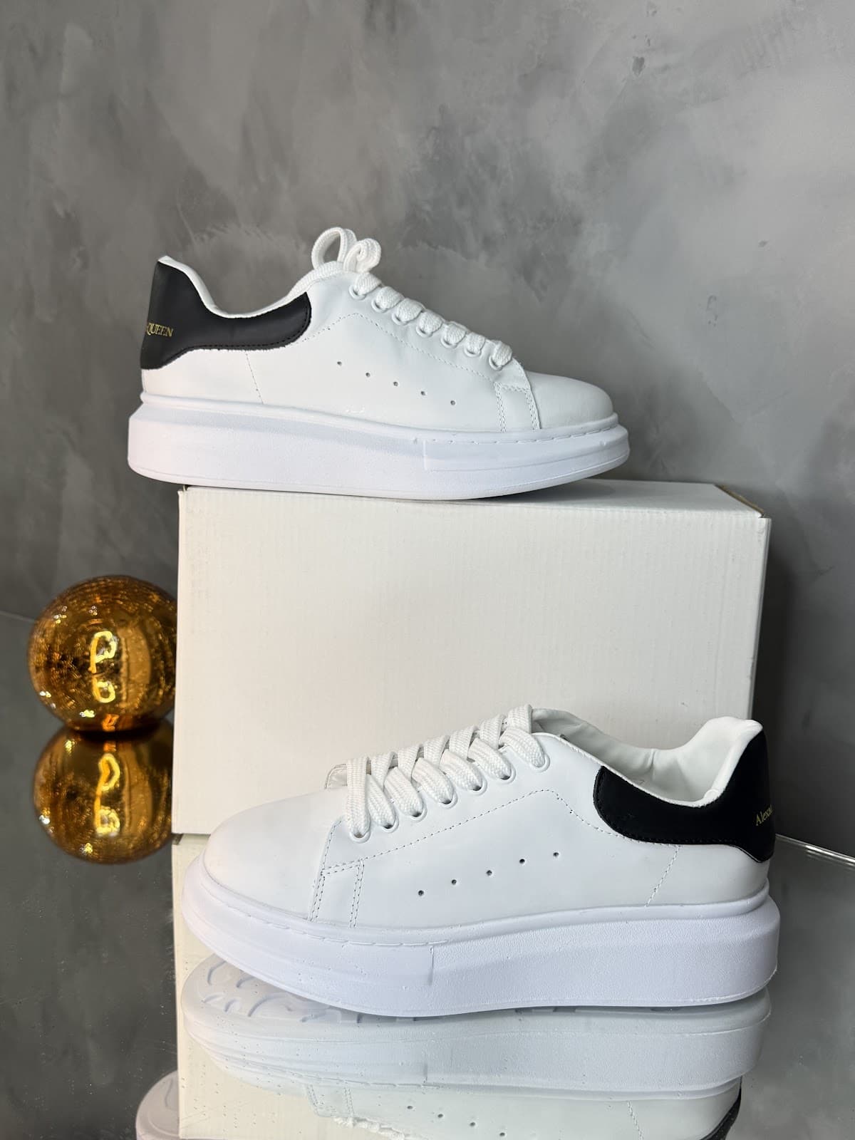 alexandeer MCqueen - Imagem 3