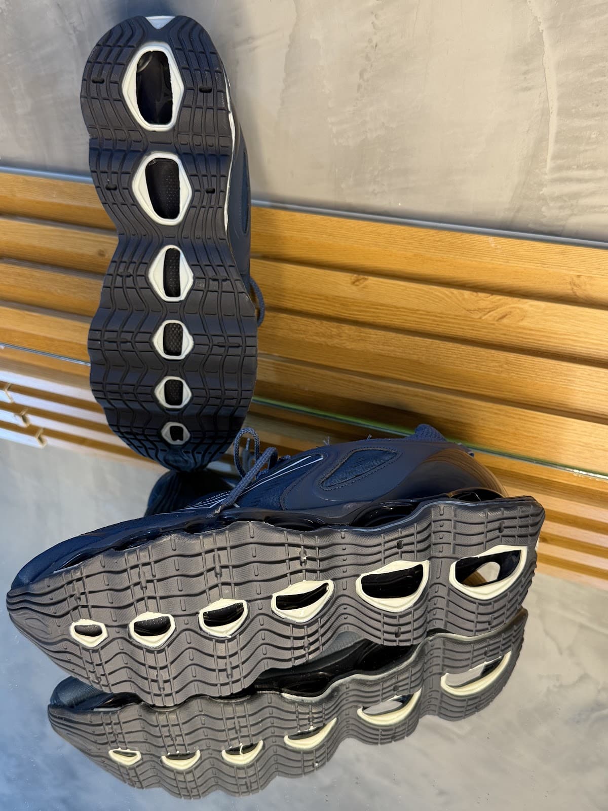 Tênis Mizuno - Imagem 2