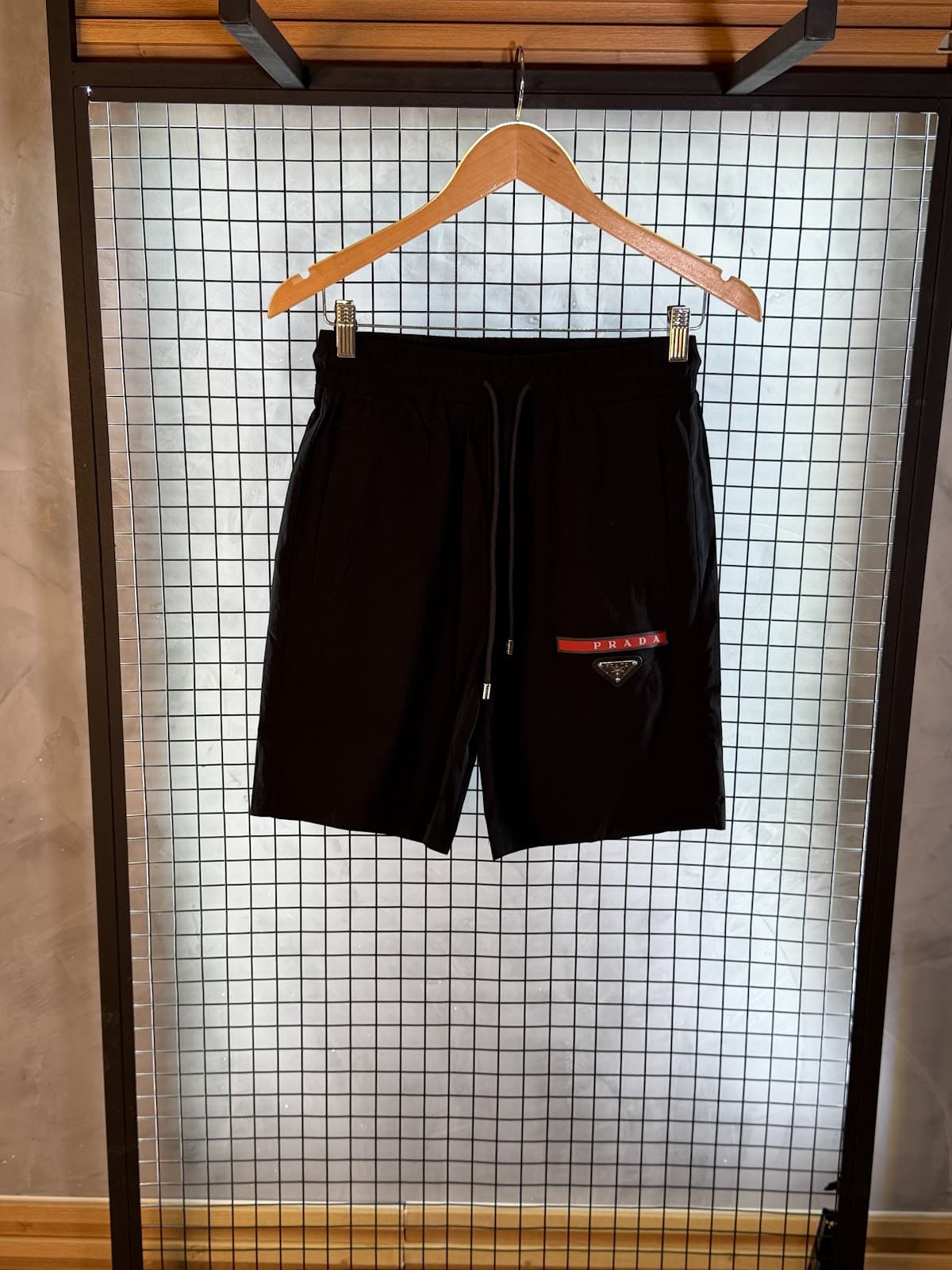 Bermuda Prada Importada - Imagem 2
