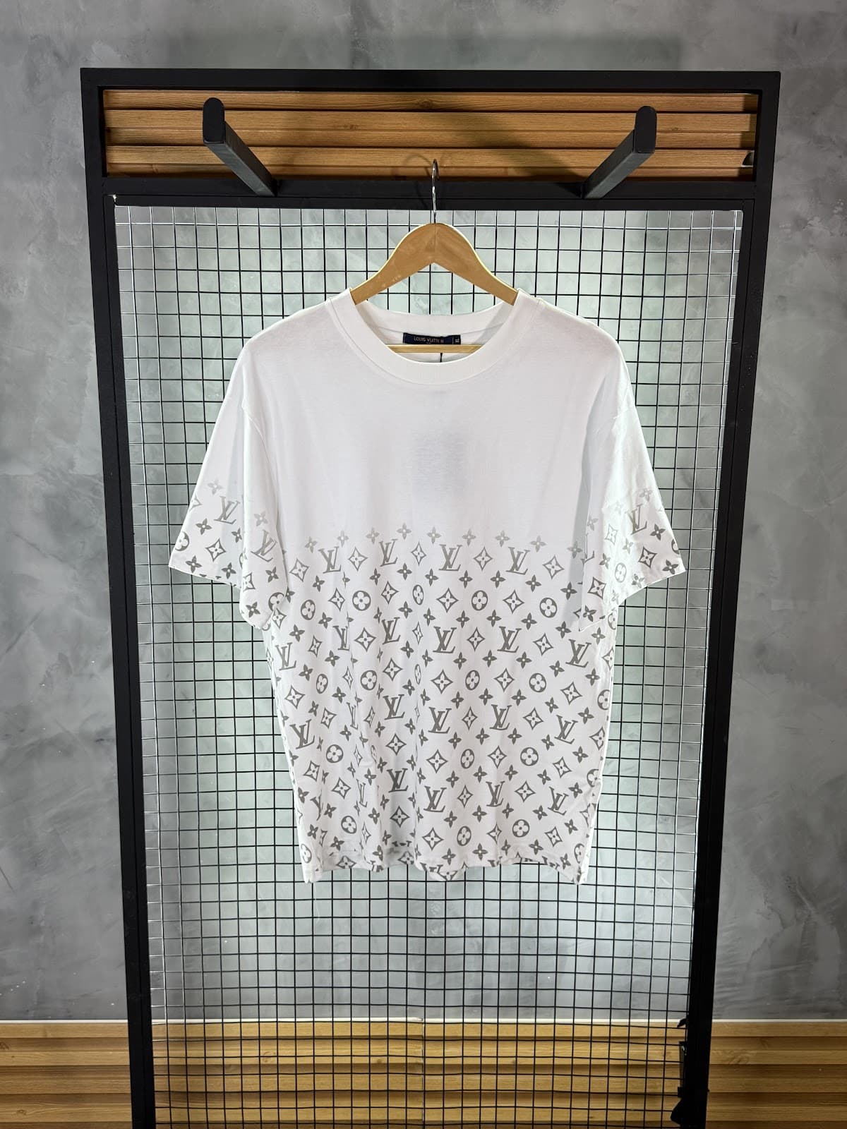 Camisa LV  - 1