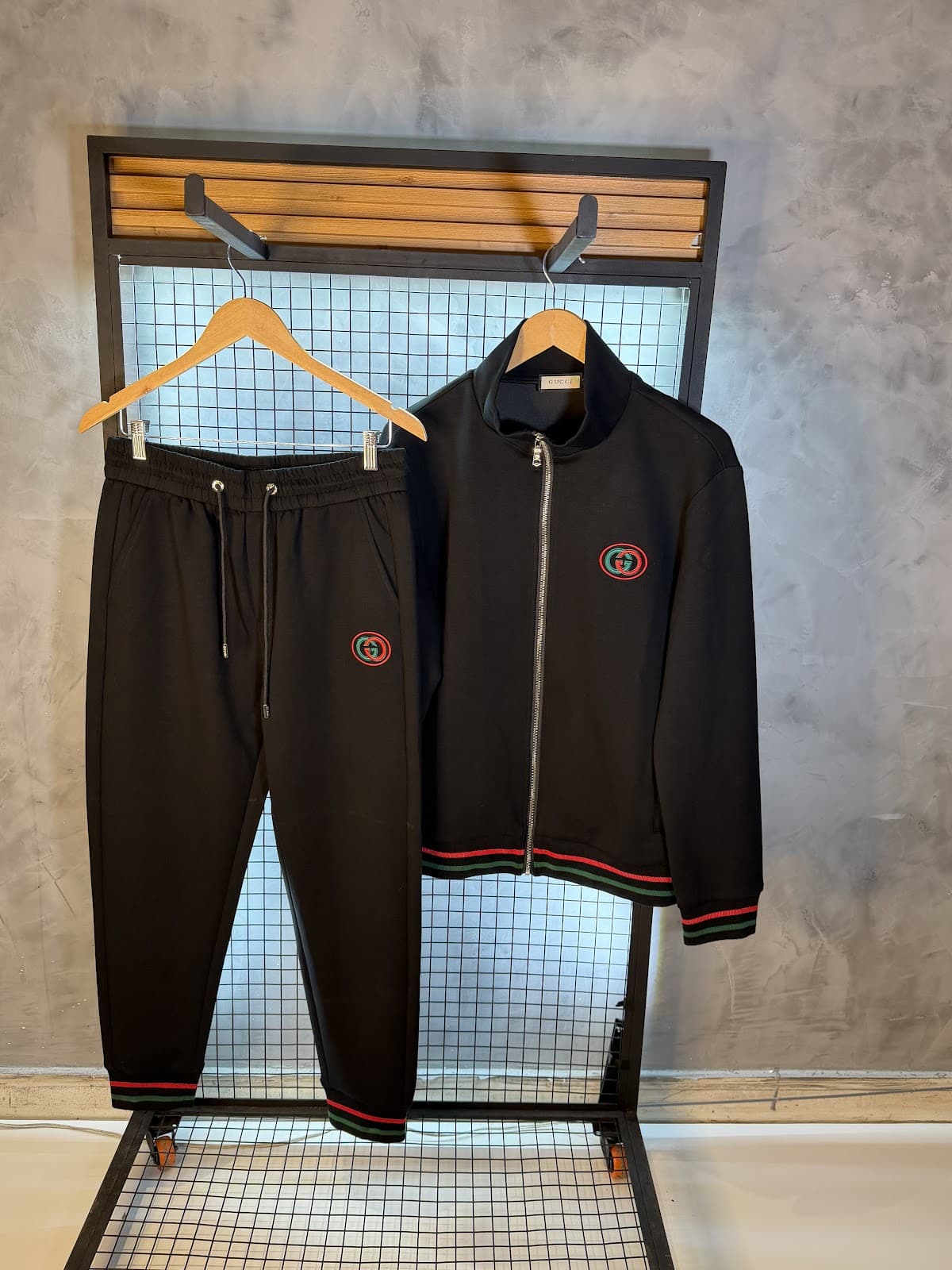 Conjunto Gucci Importado - 1