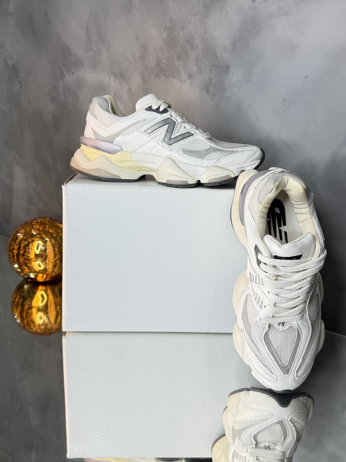 New Balance 9060 - 1